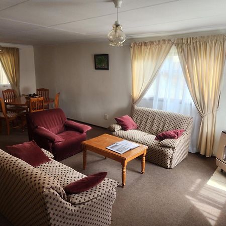 Motebong Lodge Bokong Exteriör bild